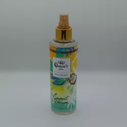 Flacon de brume coconut passion sur fond neutre