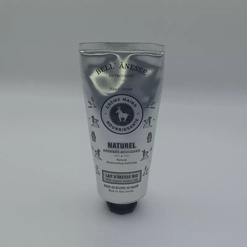 Hydratation Intense pour Vos Mains avec la crème Bell'Anesse