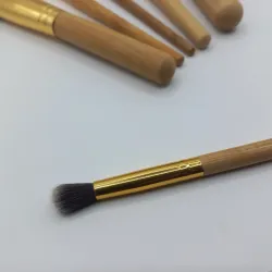 Pinceaux de maquillage manche bambou