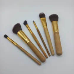 Pinceaux de maquillage manche bambou