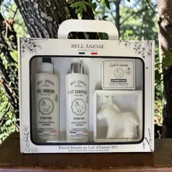 Coffret cadeau soin corps lait d'ânesse Bell'Anesse — Nature fond extérieur