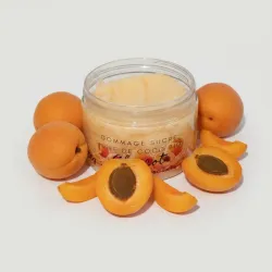 Gommage corps Abricot coco bio pot et abricots frais