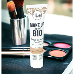 Fond de Teint Beige Clair - Teint Naturel et Uniforme