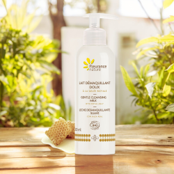 Lait Démaquillant Bio - Douceur et Nettoyage Naturel