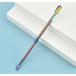 Repousse-Cuticules pour des Ongles Soignés