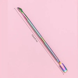 Repousse-Cuticules pour des Ongles Soignés