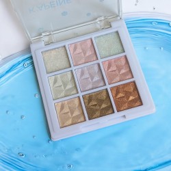 Fard à Paupières Clairs et Brillants pour un Regard Lumineux